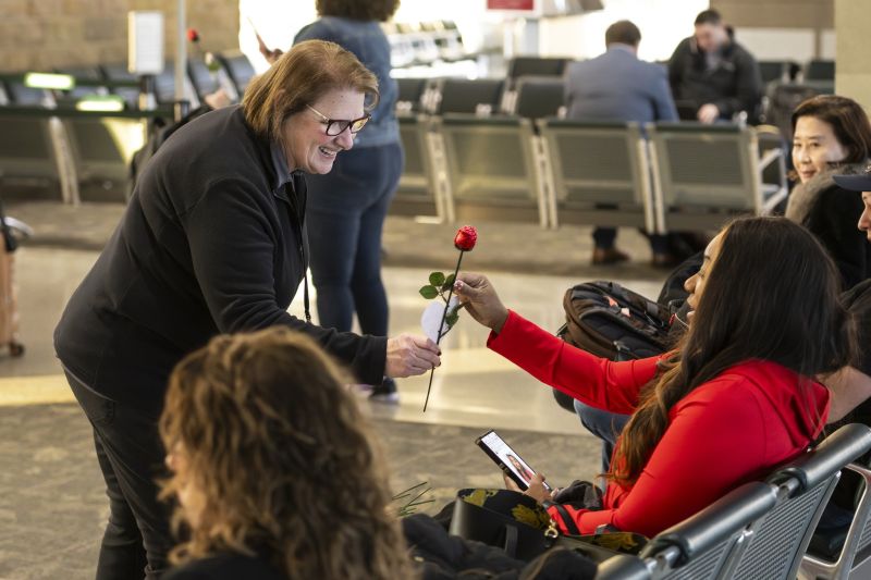 Image for the Tweet beginning: We LOVE our passengers! 💗
Happy