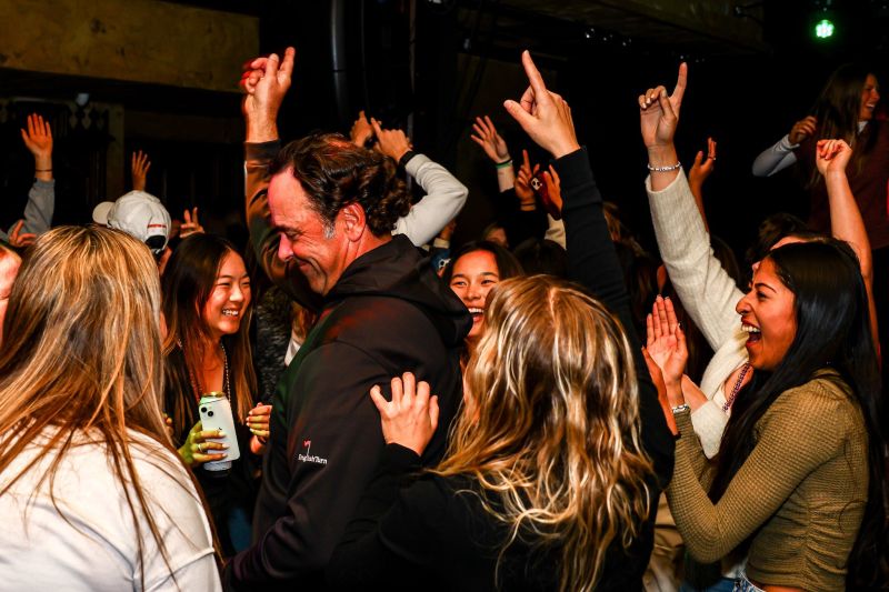 Image for the Tweet beginning: It’s a party in the