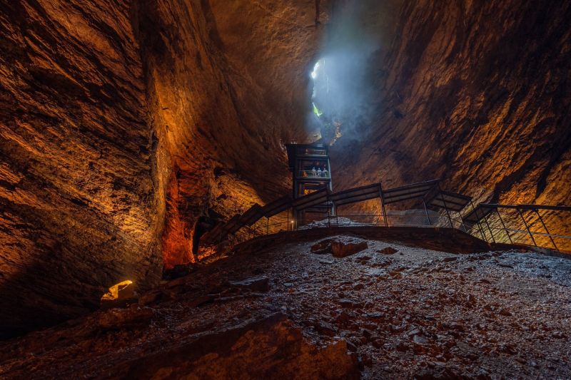 Image for the Tweet beginning: Silver Dollar City is officially