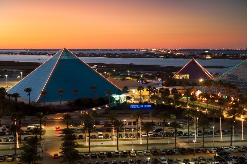 Image for the Tweet beginning: Happy #WorldTourismDay! Thank you to