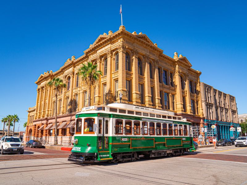 Image for the Tweet beginning: Happy #WorldTourismDay! Thank you to