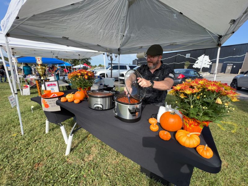 Image for the Tweet beginning: 🍁 Fall in love with